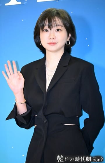 新ドラマ『100番の思い出』で輝くキム・ダミ、80年代の少女に完全変身