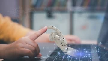 女子小学生の1割がChatGPTを活用、JS研究所調査