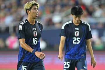 アメリカ戦で露呈した脆さ、未熟な４バックは大事故につながる。先決なのは３－４－２－１システムのブラッシュアップではないのか【日本代表／コラム】