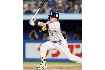 「もうファミスタのHRやんw」　村上宗隆、逆方向への19号に衝撃「これで中段近く…」