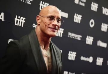 「ザ・ロック」ことドウェイン・ジョンソンがほっそり、体重減の理由は？