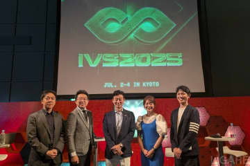 【IVS2025】国産ロボットタクシーの誕生「自動運転での日本の勝ち筋とは？」ティアフォー×newmoと政策キーパーソンが語る