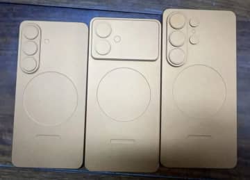次期「Galaxy S26 Edge」、iPhone Airにそっくり？