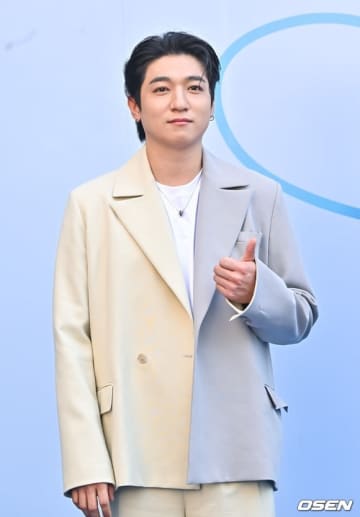 DAY6 ソンジン、過去に活動中断した理由を明かす「息がうまくできなくなった」（動画あり）