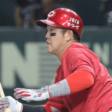 巨人投手陣が首位打者争いブチ壊し…泉口のライバル広島小園に大量安打献上の情けなさ