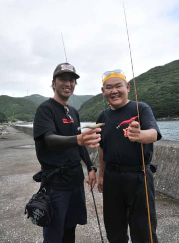 巨大アオリイカが秋にも釣れる！ エギングに精通する“塾長”米田さんの「デカイカ」ハウツー!!