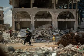 イスラエルはジェノサイドをやめよ──パレスチナ・ガザ地区で広がる死と破壊　国境なき医師団日本・会長の訴え
