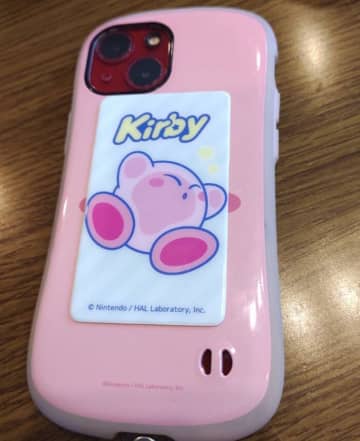 あなたのスマホは大丈夫？夏のスマホ熱中症、「カービィちゃんのおかげで冷え冷え」になったというSNSで話題の対策！