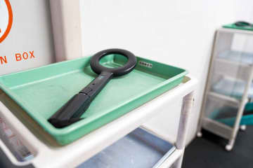 「ダメなんですか？」　日本の能楽師がドイツ空港の手荷物検査で緊急事態…引っかかった所持品にネット騒然