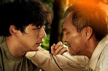 令和版「砂の器」を思わせる「盤上の向日葵」の懐かしさ（金澤誠／映画ライター）
