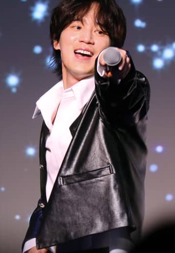 元超新星ソンモ、日本デビュー16周年＆ソロデビュー10周年！「これからも超新星の歌をたくさん歌いたい」