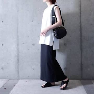 スカート×インしないコーデで楽ちん！ 大人のあか抜け着こなし術
