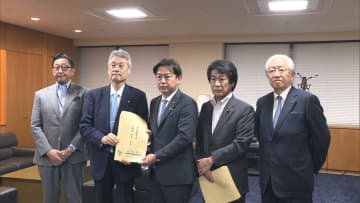 日本医師会などが厚労相に要望賃金・物価上昇で医療機関の経営悪化「早期の対応が必要」