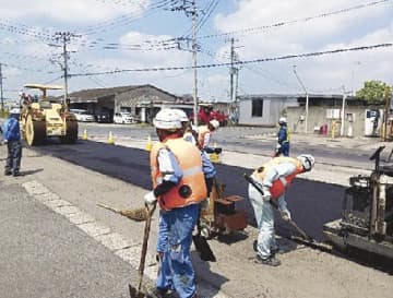 日本道路、出光興産／茨城県鹿嶋市でＣＯ２固定化アスファルト実証／国内一般道初