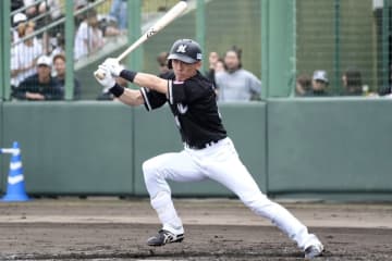 ロッテ・髙部瑛斗「塁に出ることが全ての仕事」、「チームを勝ちたせられる雰囲気作りを意識」1番の打順でイキイキ