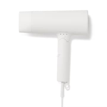 無印、静電気を抑えながら大風量で乾かすドライヤー