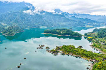 小南海湿地自然保護区の秋景色　中国・重慶市