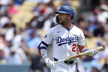 【MLB】ドジャース地元メディアが断言「もはやコンフォートは必要ない」　エドマン復帰後も……指揮官は“打率.180の対右投手”で起用明言