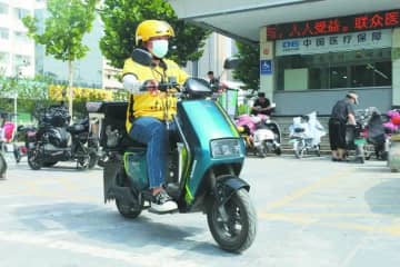 フードデリバリー配達員1400万人突破、女性配達員が急増―中国