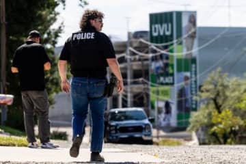 射殺された米保守活動家、受けてきた脅迫は「数千件」　大学でのイベントは混乱相次ぐ