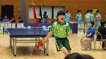 専修大学が日本大学に勝利　男子も全勝不在に＜2025年秋季関東学生卓球リーグ・男女1部2部第4戦＞