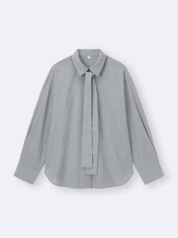 40・50代の通勤服 →【GU】が狙い目！ 大人が頼れる「サマ見えシャツ」