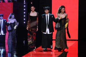 NEWS増田貴久、ハイテンションでランウェイ「ワクワクドキドキ」　まさかの“勘違い”に会場爆笑
