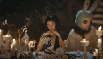 TWICE チェヨン、本日待望のソロデビュー！タイトル曲「SHOOT（Firecracker）」MV公開