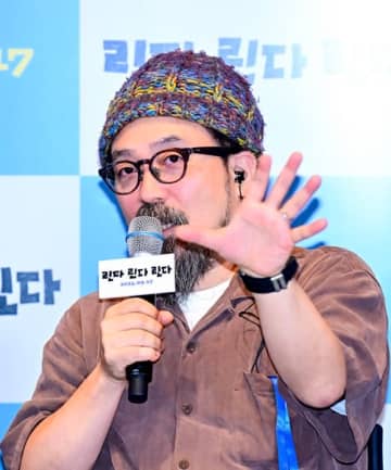 青春映画の名作『リンダ リンダ リンダ』の4人が韓国で再会！【独自写真】