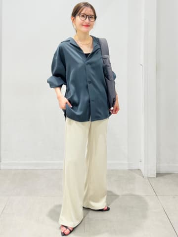 【GUのパンツ】が楽ちんオシャレ！ 大人が真似したい「きれいめカジュアルコーデ」