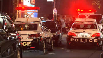 【続報】東京・赤坂で男性刺された30代男性は意識不明の重体、刃物取り上げようとした別の男性も軽傷…殺人未遂容疑で現行犯逮捕の外国人は元従業員か
