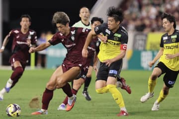 2位柏×3位神戸の上位対決は痛み分け　互いに決定機作れず…首位浮上チャンスを逃す