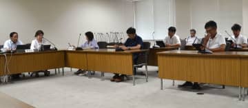 逗子市議2人、政倫審から謝罪文の掲載を勧告される　個人ホームページに、「議会の品位と名誉を損ねた」