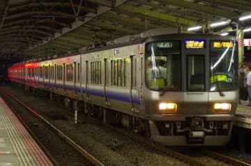 JR西日本、新快速「Aシート」と「快速 うれしート」有料エリアの利用方法変更