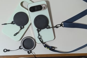 【山田祥平のRe:config.sys】斜めがけラブルフォームファクタとその持ち運び