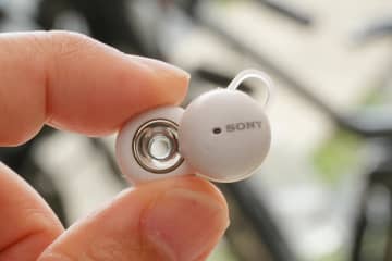 自転車でオープンイヤーイヤフォンはOK?　実は条件アリ【Watch+】