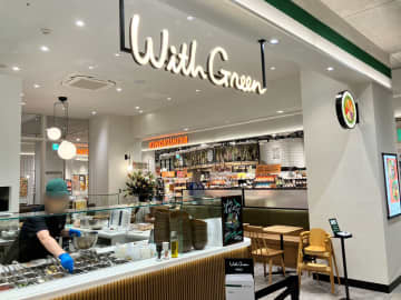 「意識高い系でしょ？」【クリスプサラダワークス】と並ぶ2強店で「990円サラダ」食べたら……衝撃！