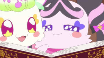 『キミとアイドルプリキュア♪』第32話「プリ！メロ！夢の学園生活」、プリルンとメロロンが学校生活を満喫