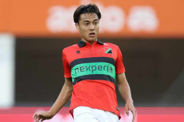 欧州1部で躍動、日本代表21歳は「最高の選手の一人」　リーグMVP選出…パス成功率91％で現地絶賛