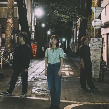 懐かしさと新しさが交差する"⾳楽の交差点"。東京発シティポップバンド、人生回帰がデビューEP『クロマティック交差点』をリリース