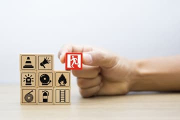災害時に本当に使える通信とは？ 職場で求められる機能と理解不足の現実