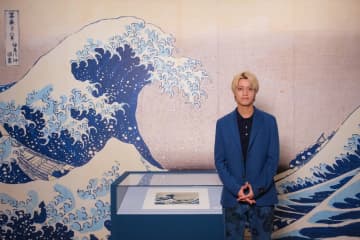 King & Prince・髙橋海人　本日開幕！『北斎展』に来場「北斎の作品の世界に飛び込んだような感覚」