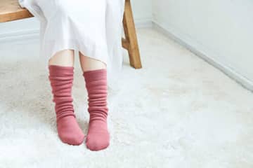 冷え性対策に効果を発揮！使って分かった「もちはだ ハイソックス」の愛用者が後を絶たない理由