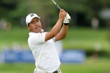 比嘉一貴「ほぼ完ぺきな内容」で単独首位に浮上 未勝利の吉田泰基が2打差3位