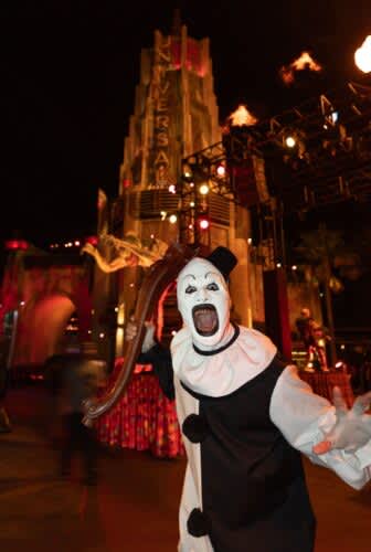 テリファーやフォールアウトお化け屋敷が初登場「ハロウィーン・ホラー・ナイト」ユニバーサル・スタジオ・ハリウッドで開幕