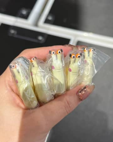 投稿主「………なんでなん？？」ガチャガチャで同じキャラが5連続排出という結果に「被りすぎてかわいそうww」と同情の声