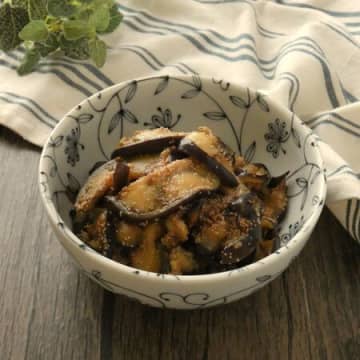 材料4つ！「ナスの明太バター炒め」