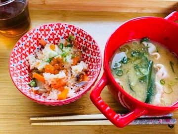 秋の味覚！余っためんつゆで簡単「はらこめし」！