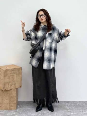 【niko and ...】今気になる“フリンジ”！ 秋を先取りした「主役級スカート」