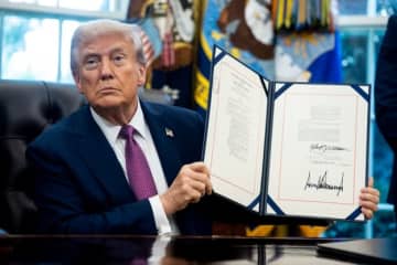 「命をかけるのは兵士」国防総省を"戦争省"呼び、トランプ氏に「軍は警察じゃない」「大統領がこんな投稿するなんて」
